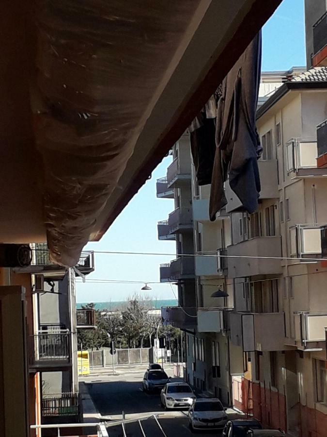 Appartamento Al Mare Lorella Sottomarina Exteriör bild