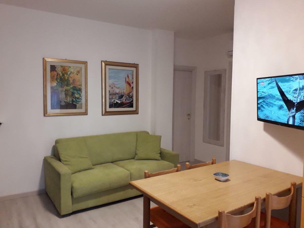 Appartamento Al Mare Lorella Sottomarina Exteriör bild